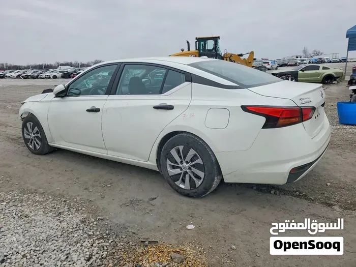 Nissan Altima 2020 photo 2
