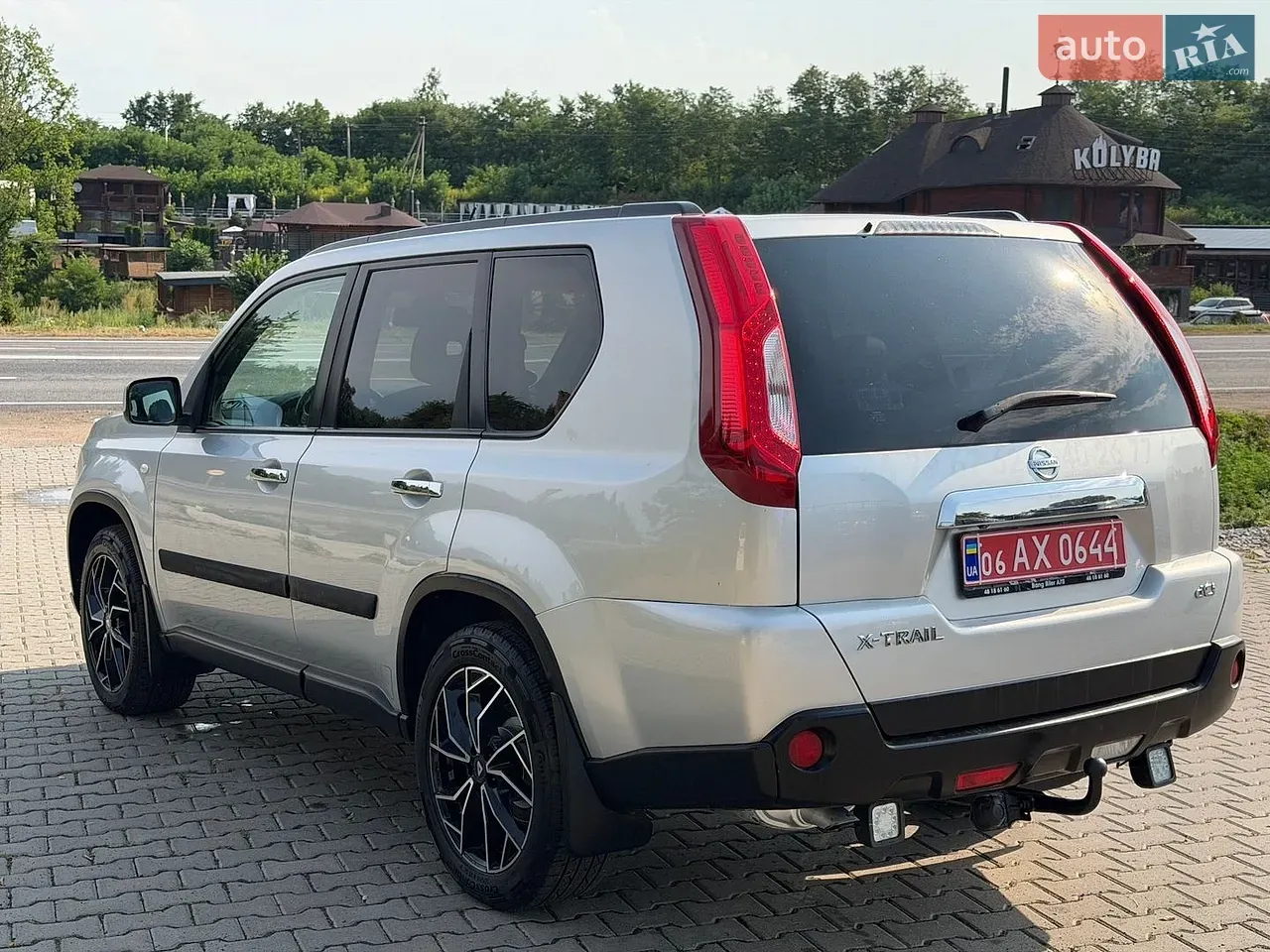 Nissan X-Trail 2010 photo 4