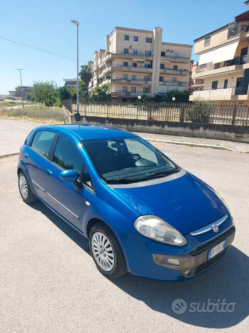 Fiat Punto Evo 2009 photo 2