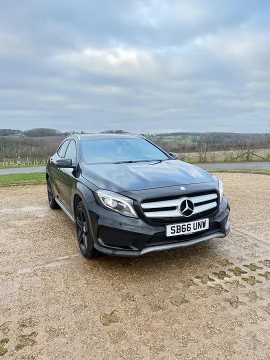 Mercedes-Benz Gla 2016 photo 2