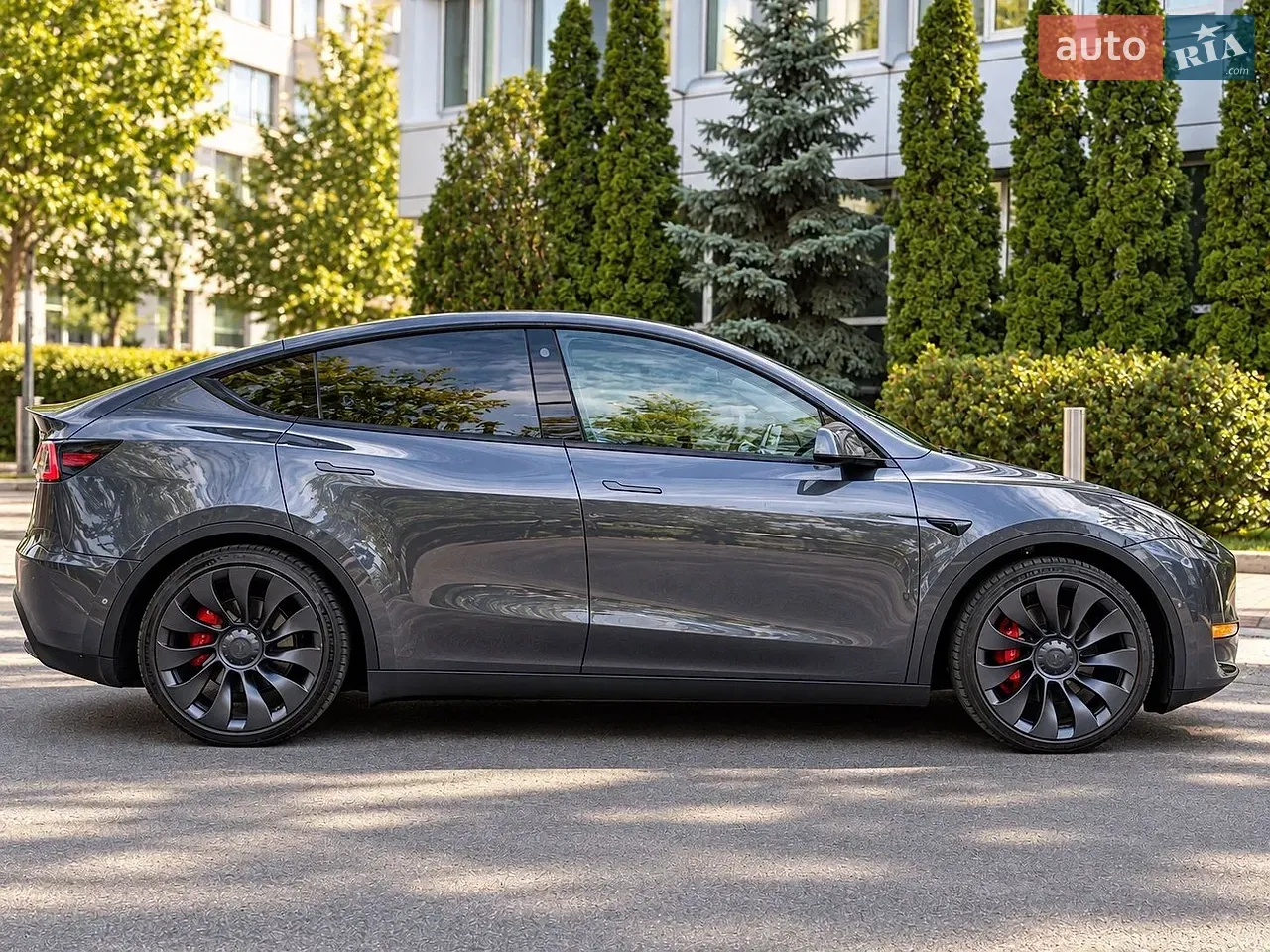 Tesla Model Y 2022 photo 3