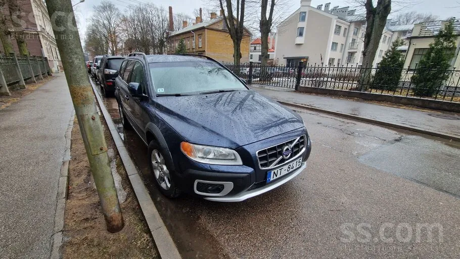 Volvo Xc 70 2010 photo 2