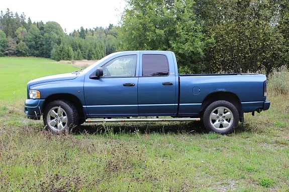 Dodge Ram 1500 2002 photo 2