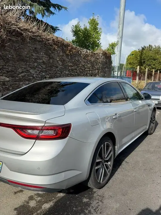 Renault Talisman 2015 photo 2