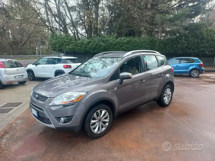 Ford Kuga 2012 photo 2
