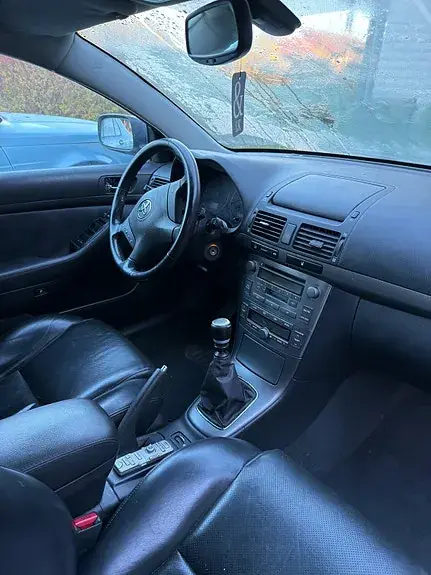 Toyota Avensis 2005 photo 5