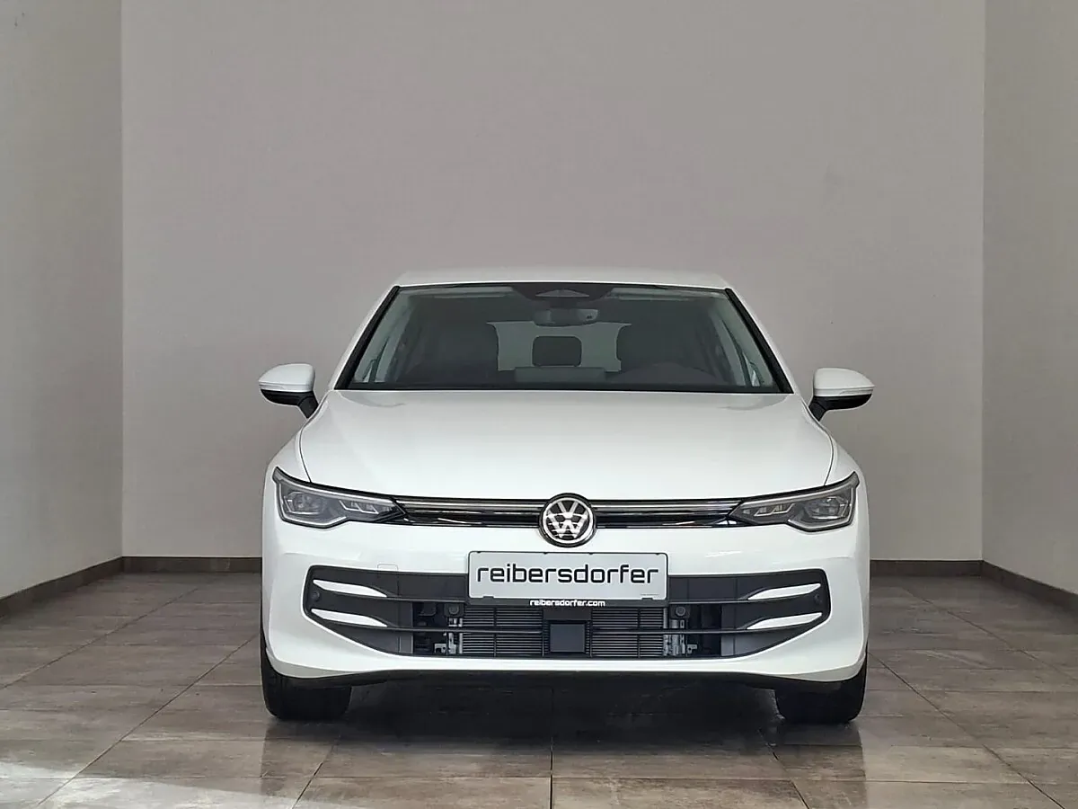 Volkswagen Golf 2026 photo 3