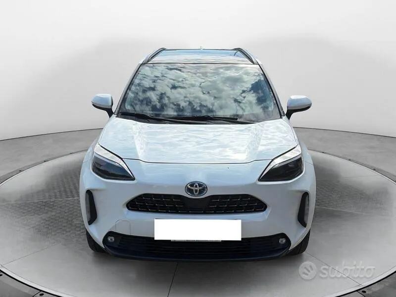 Toyota Yaris Cross 2023 photo 2