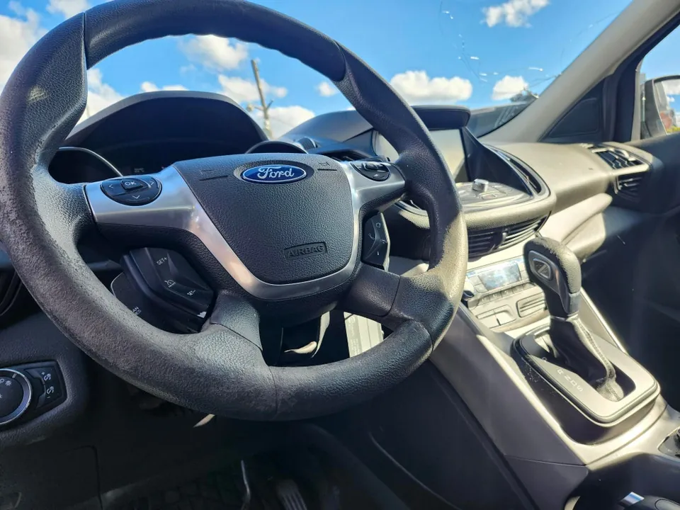 Ford Escape 2014 photo 3