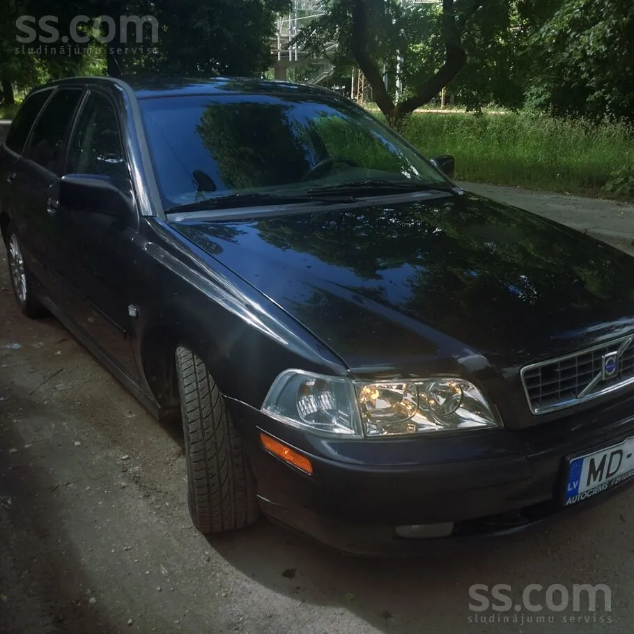 Volvo V40 2004 photo 5
