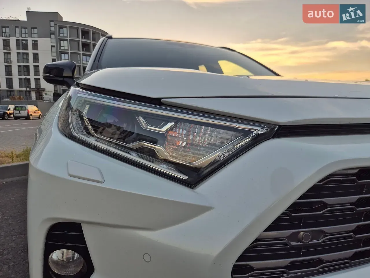 Toyota Rav4 2021 photo 2