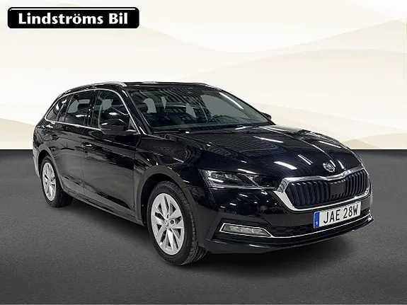Skoda Octavia 2023 photo 3