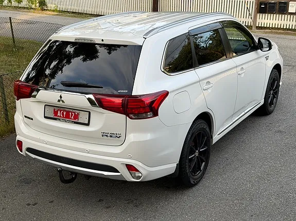 Mitsubishi Outlander 2016 photo 3