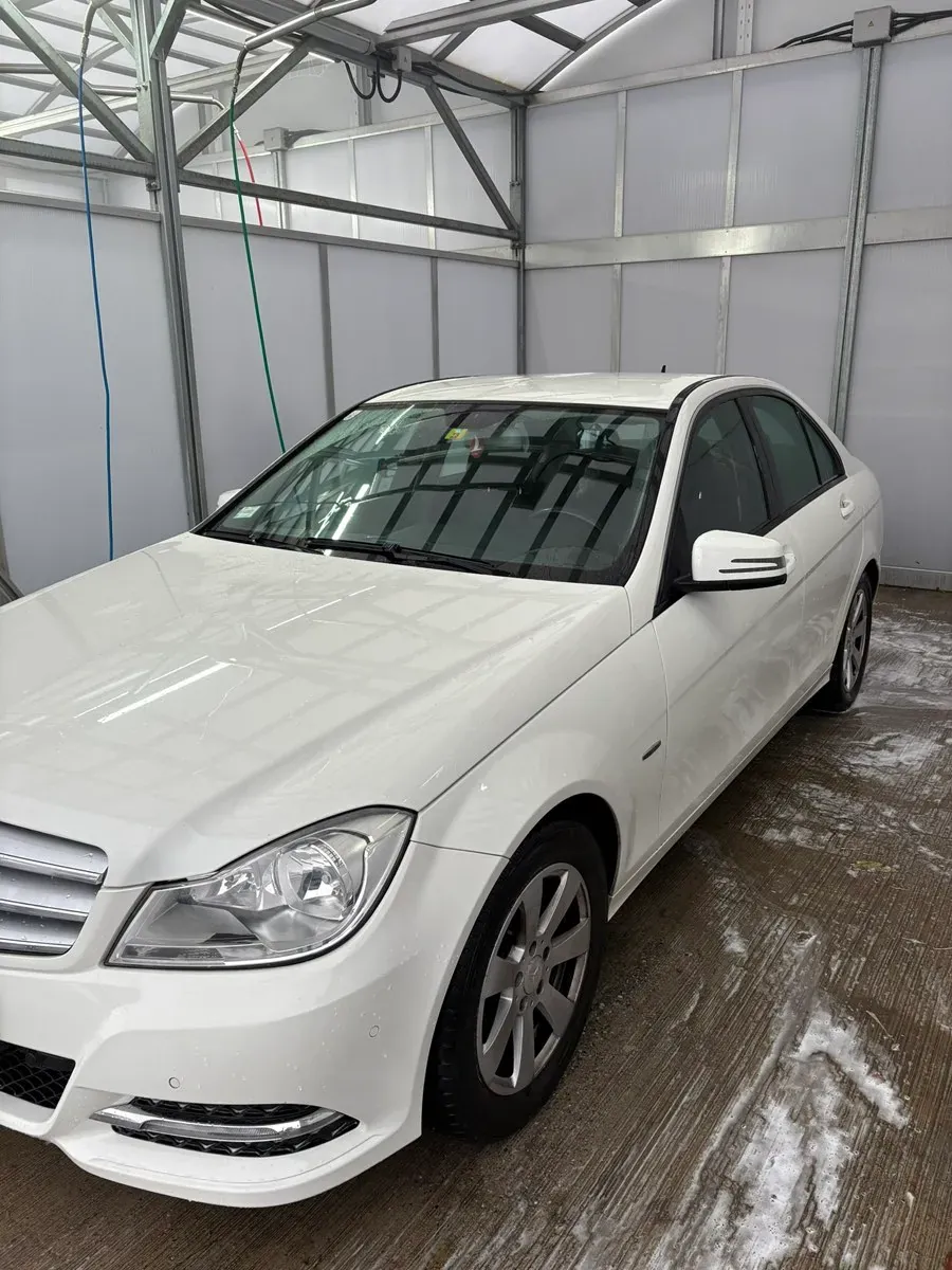 Mercedes-Benz C-Class 2012 photo 2