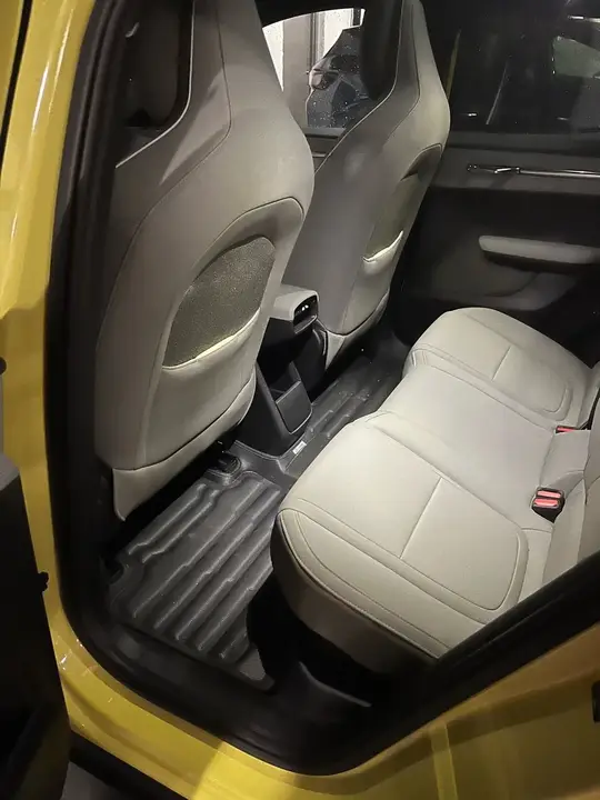 Volvo Ex30 2024 photo 4