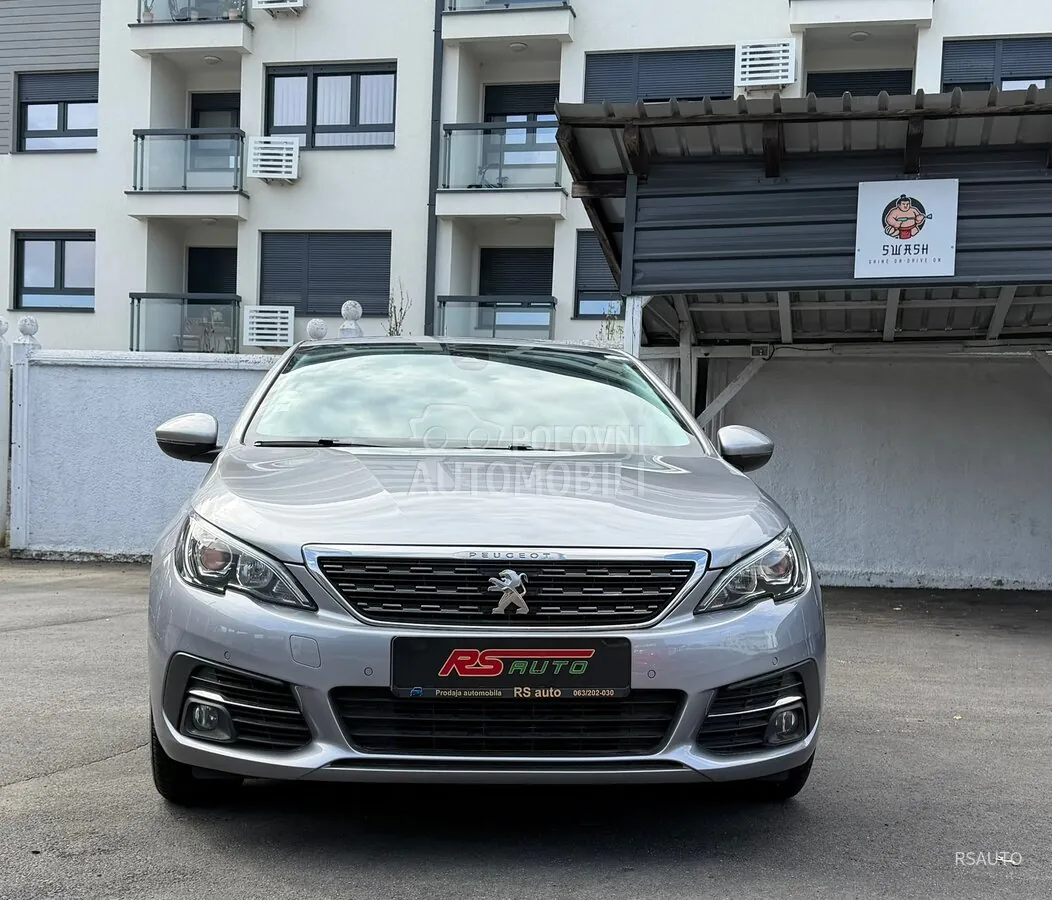 Peugeot 308 2020 photo 2