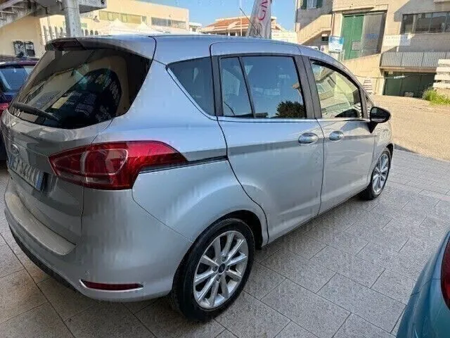 Ford B-Max 2015 photo 4