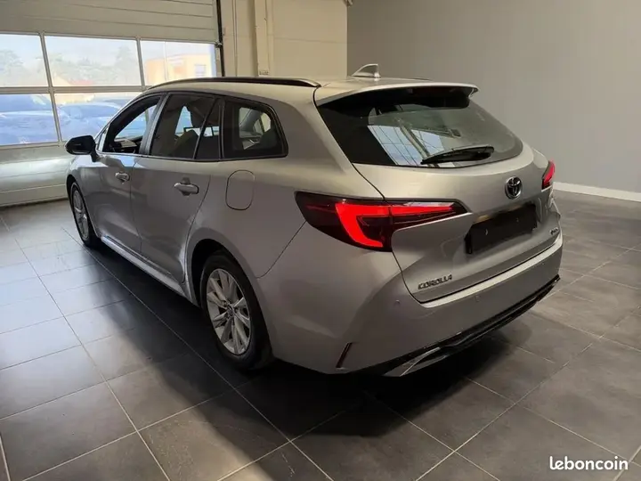 Toyota Corolla 2024 photo 4