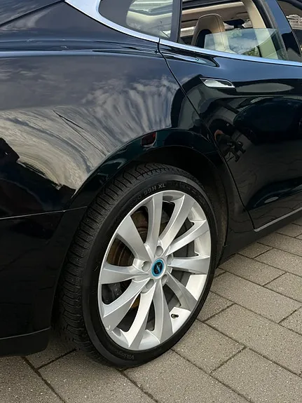 Tesla Model S 2013 photo 3