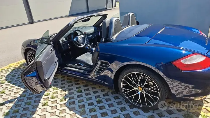 Porsche Boxster 2005 photo 2