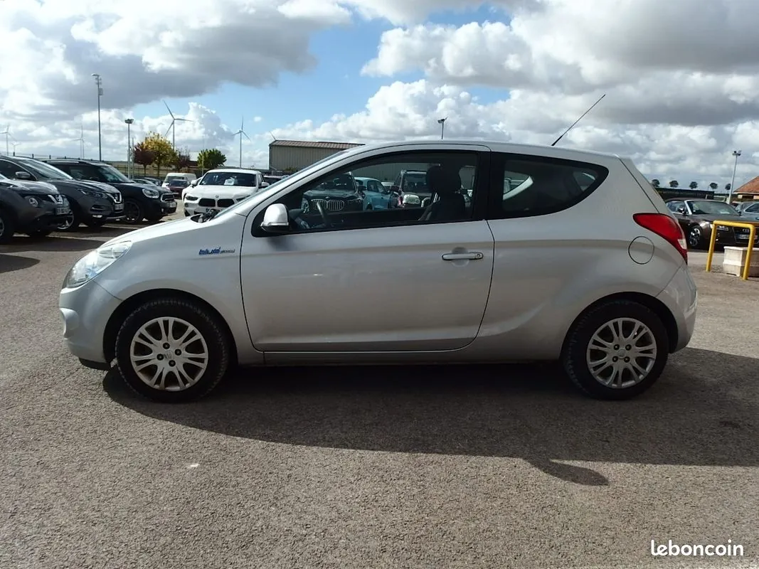 Hyundai I20 2012 photo 4
