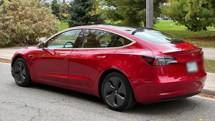 Tesla Model 3 2020 photo 2