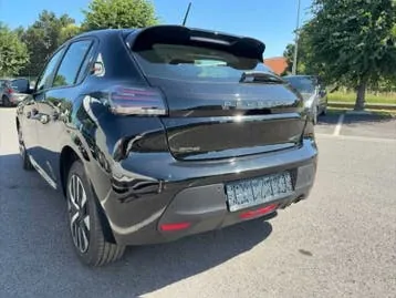 Peugeot 208 2025 photo 3