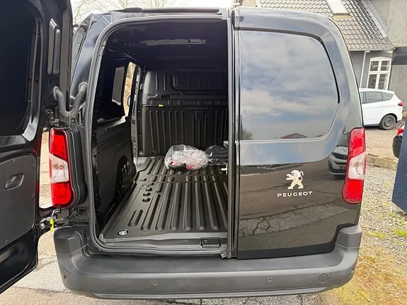 Peugeot Partner Electric 2025 photo 2