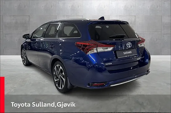 Toyota Auris 2015 photo 3