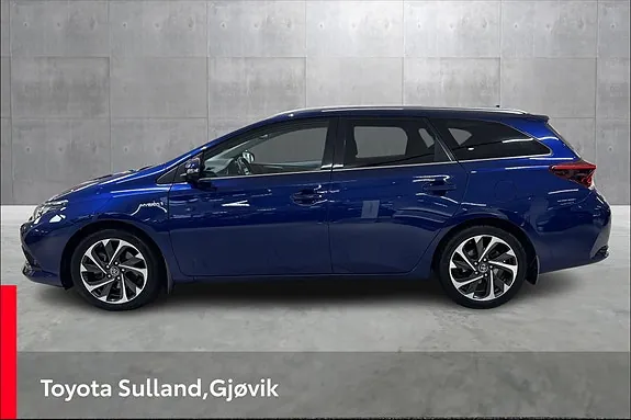 Toyota Auris 2015 photo 2