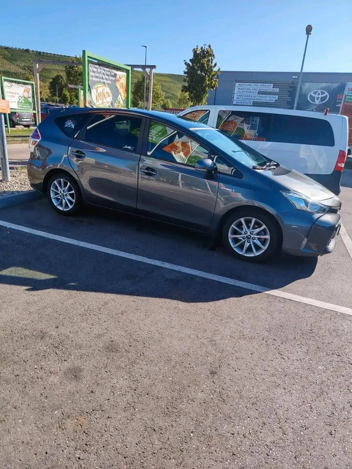 Toyota Prius Plus