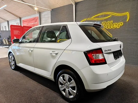 Skoda Fabia 2018 photo 3
