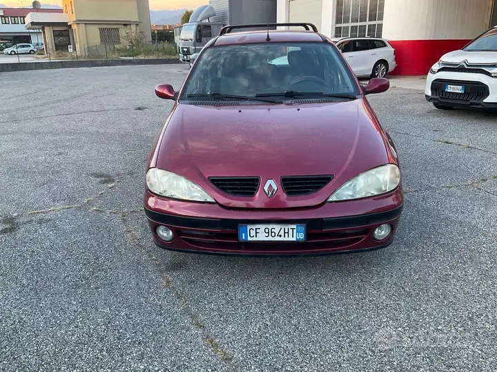 Renault Megane 2003 photo 2