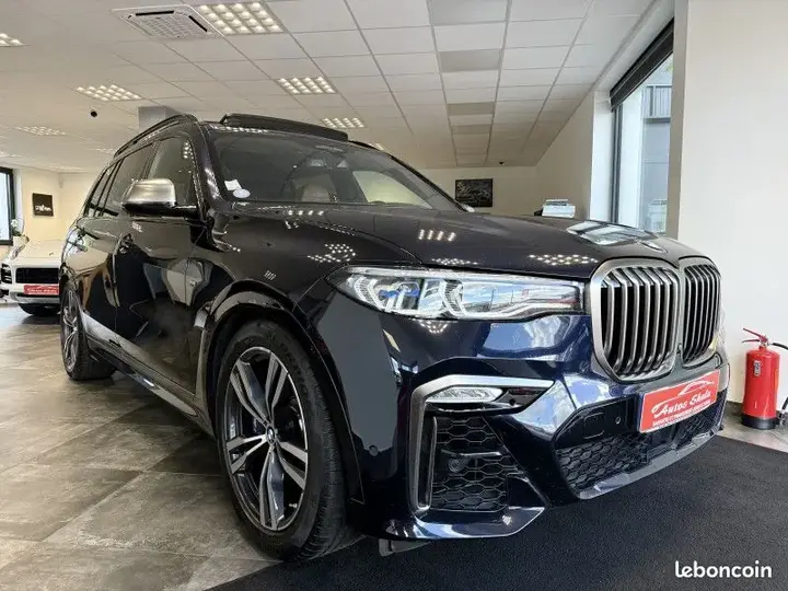 BMW X7 2022 photo 2