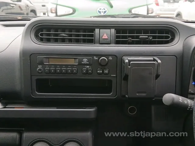Toyota Probox Van 2015 photo 5