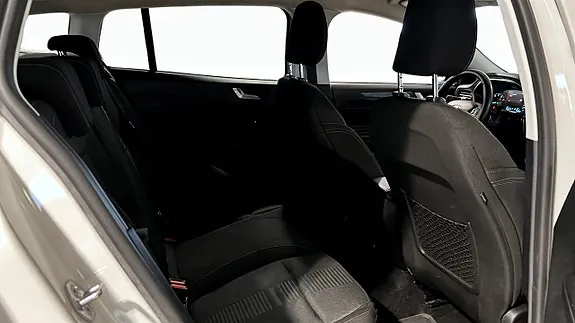 Ford Focus 2022 photo 5