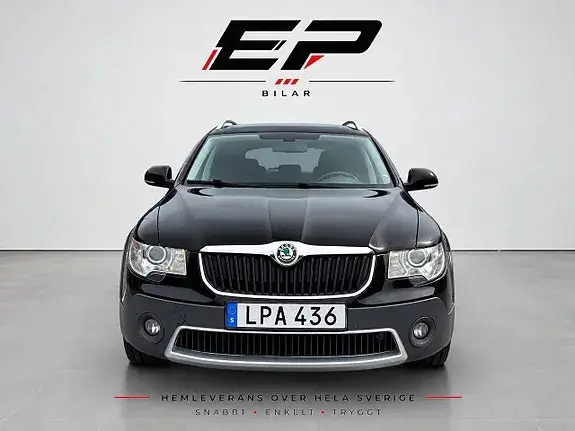Skoda Superb 2013 photo 2