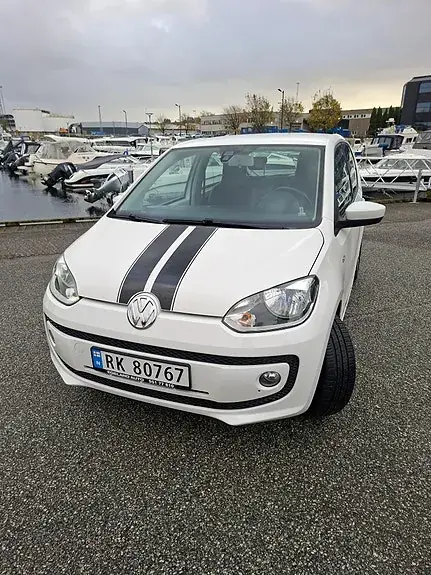 Volkswagen Up 2015 photo 2
