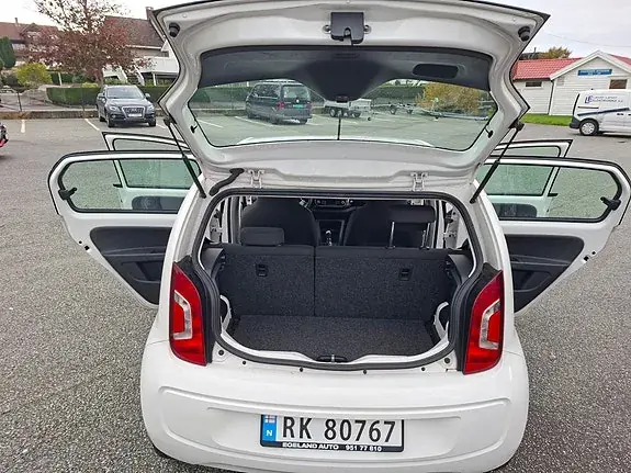 Volkswagen Up 2015 photo 5