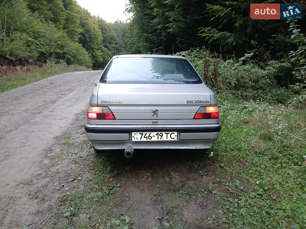Peugeot 605 1990 photo 4
