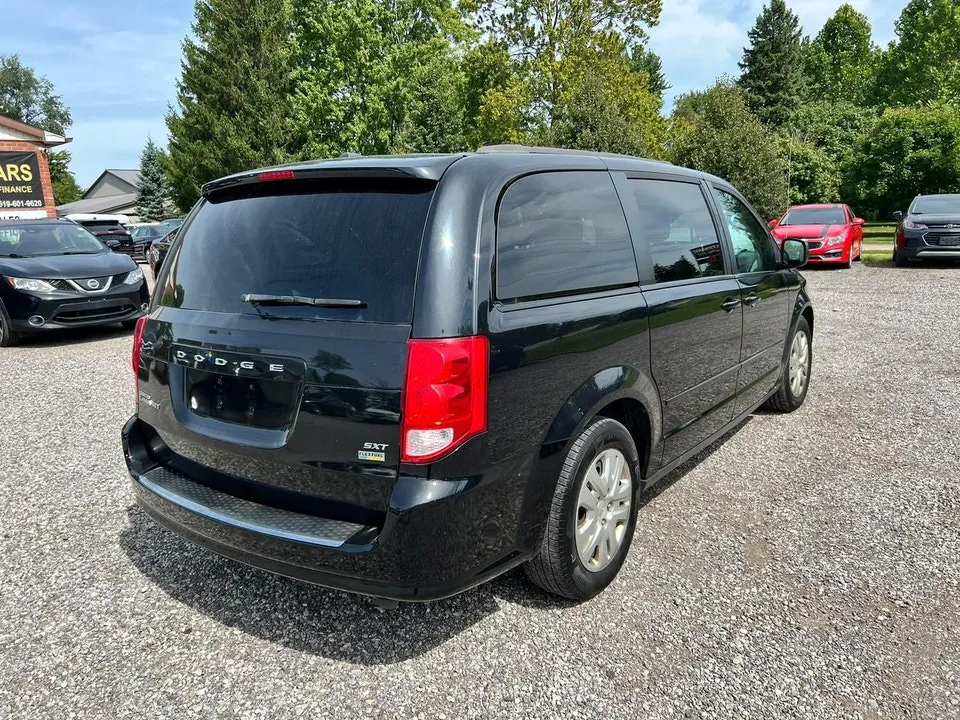 Dodge Grand Caravan 2016 photo 5