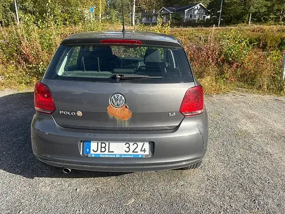 Volkswagen Polo 2010 photo 2