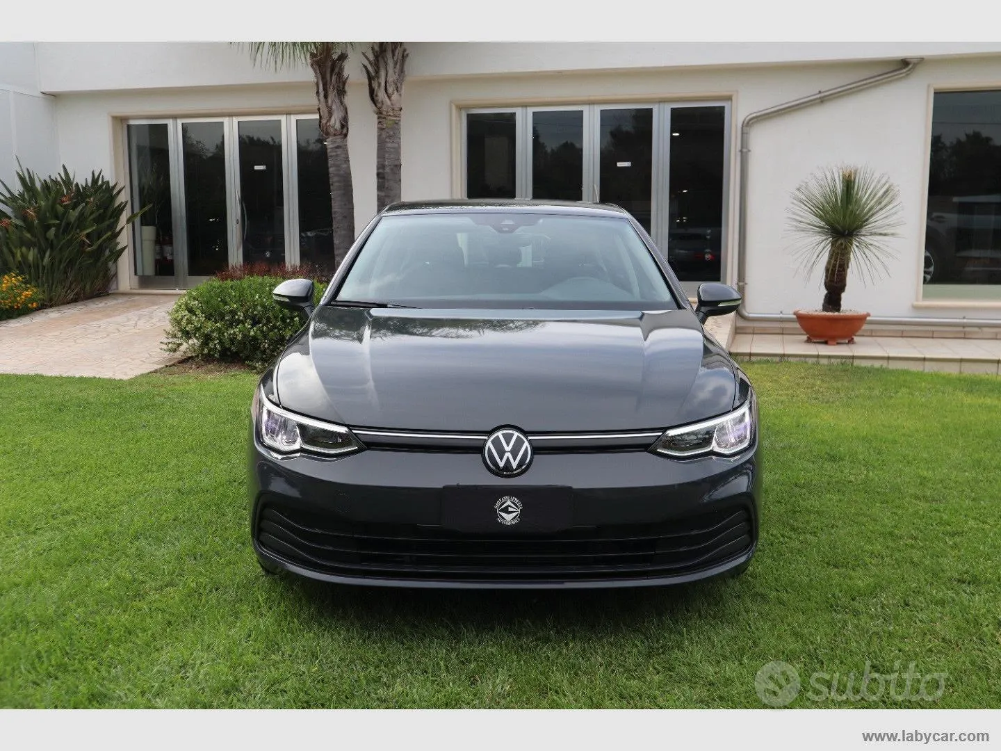 Volkswagen Golf 2022 photo 2