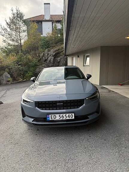 Polestar 2 2022 photo 2