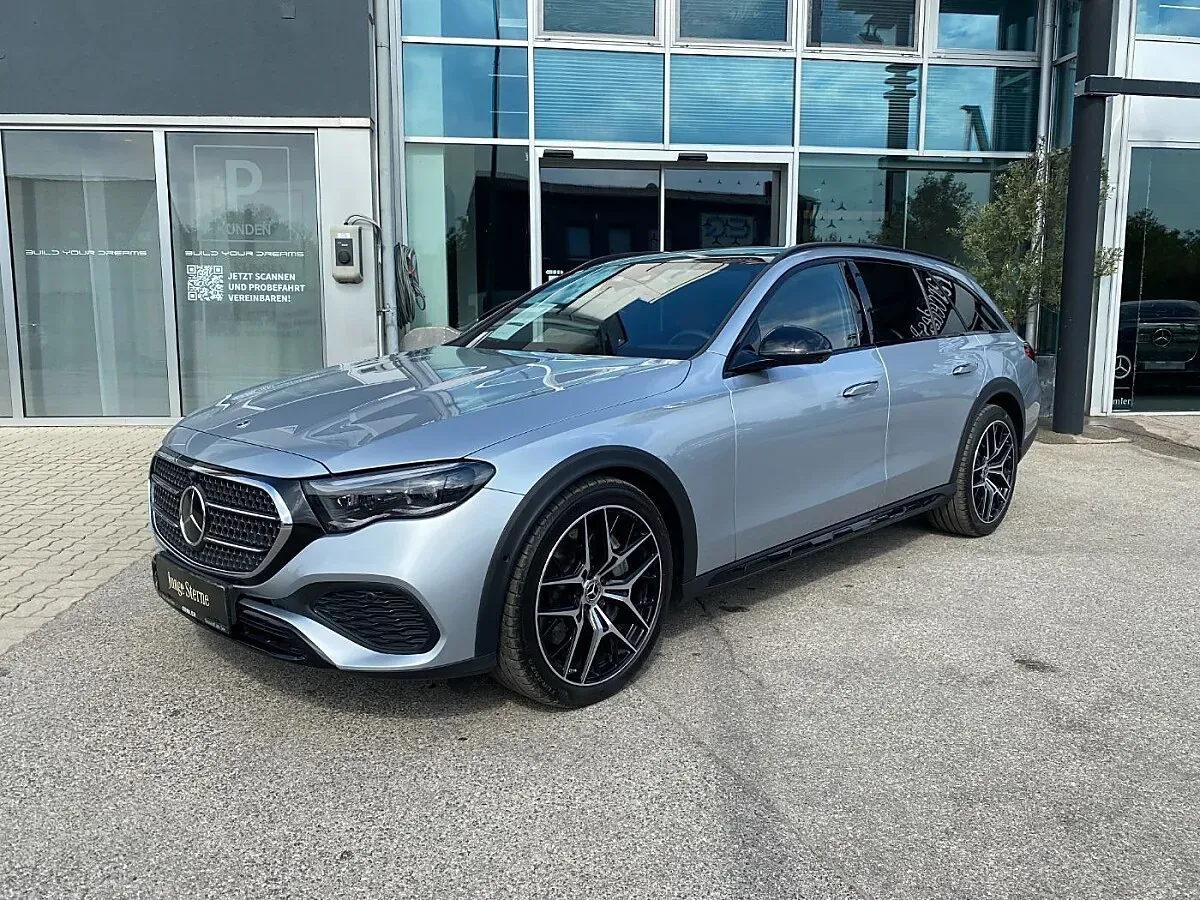 Mercedes-Benz E-Class 2024 photo 2