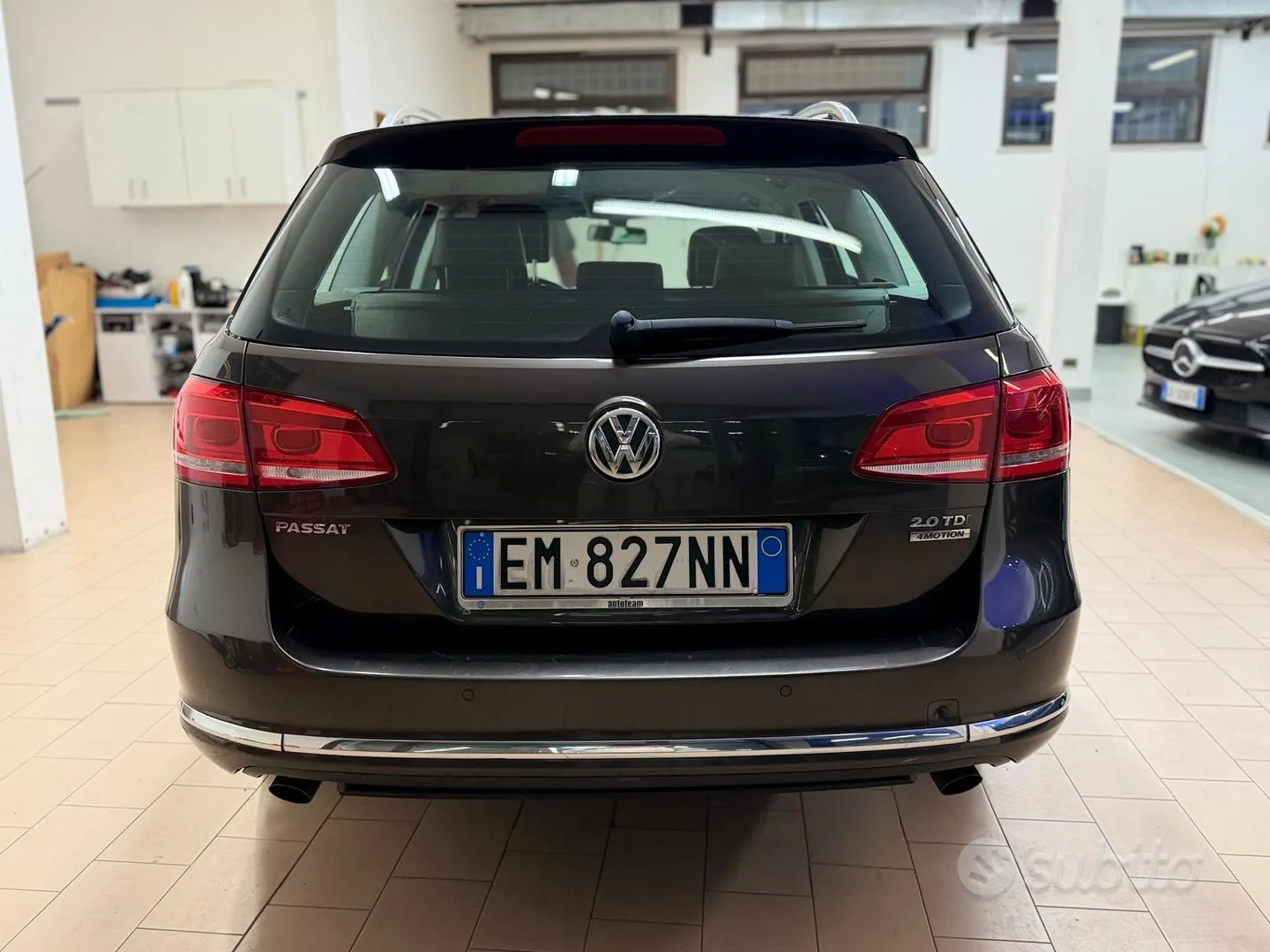 Volkswagen Passat 2012 photo 5