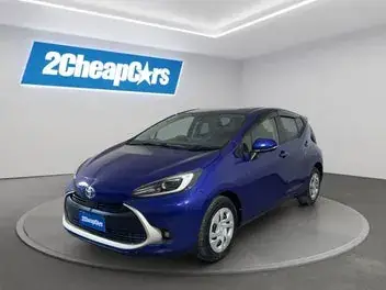 Toyota Aqua 2021 photo 2