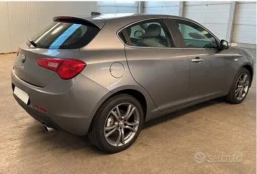 Alfa Romeo Giulietta 2014 photo 3