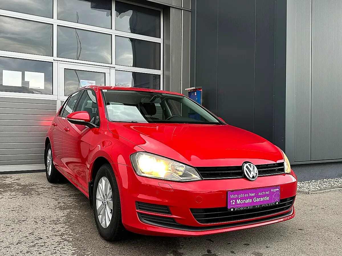 Volkswagen Golf 2013 photo 2