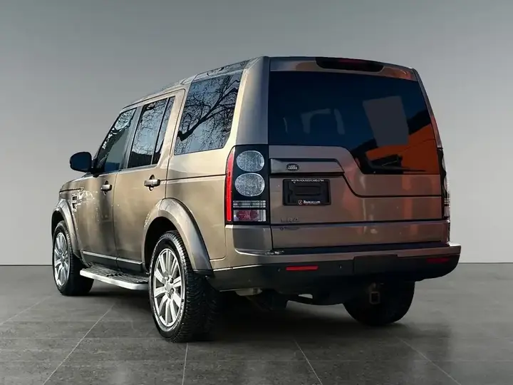 Land Rover Lr4 2015 photo 3